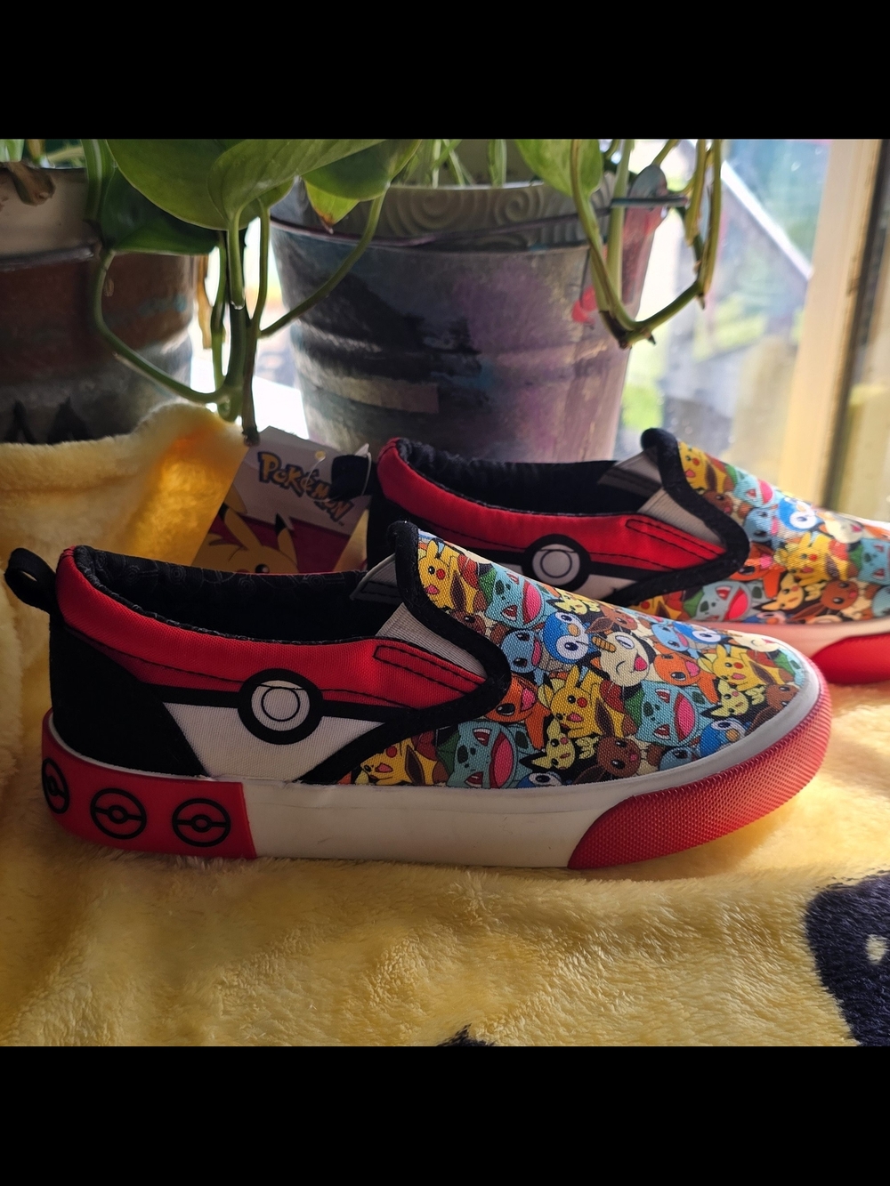 Kids Pokemon Canvas Slip-On Sneakers Size 2